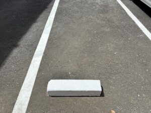 西東京市 整骨院 駐車場 車止め塗装 完了
